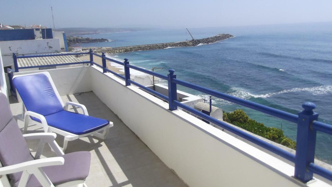 Cliff House Next To Beach Ерисейра Екстериор снимка