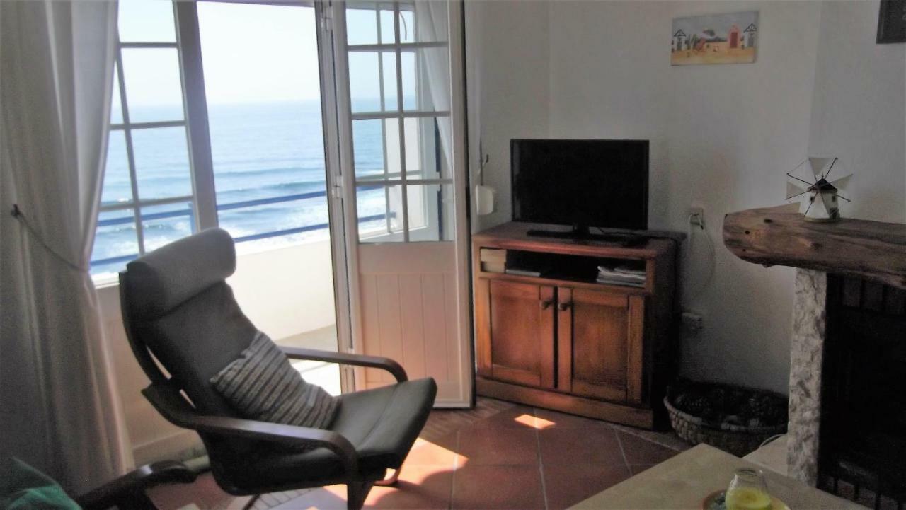 Cliff House Next To Beach Ерисейра Екстериор снимка