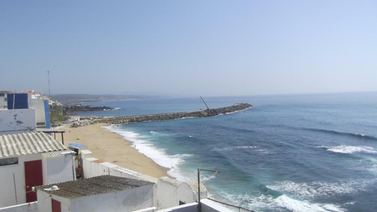Cliff House Next To Beach Ерисейра Екстериор снимка